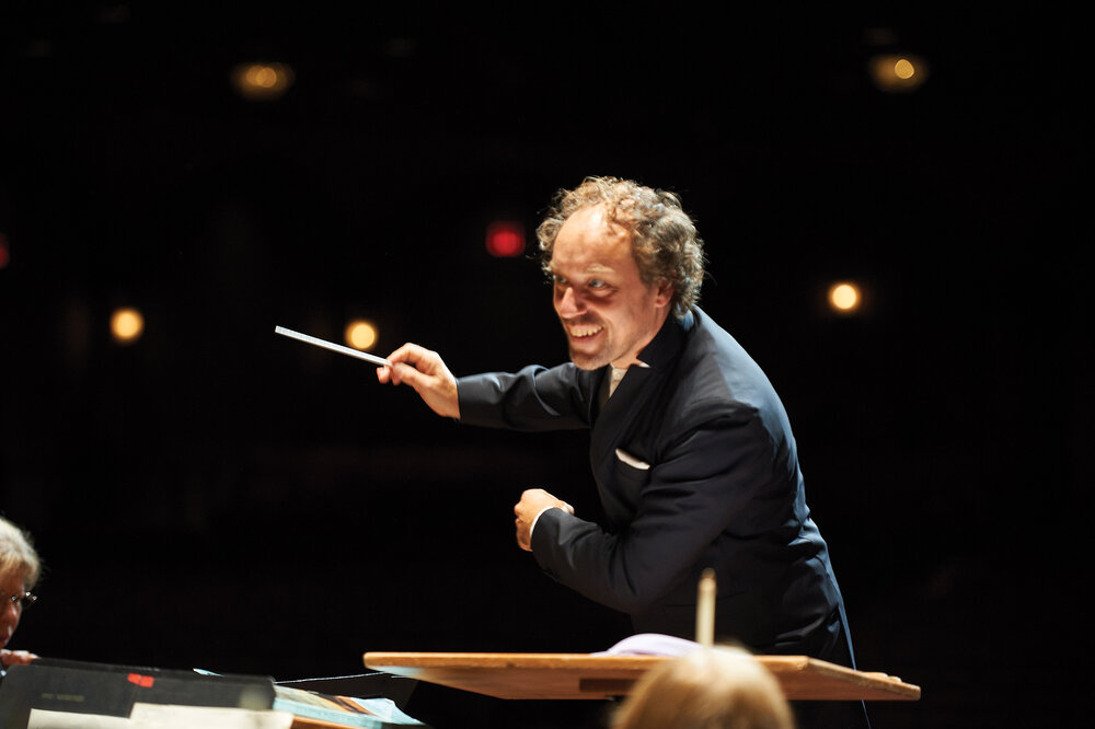 At The VSO: Lack of Chorus Hollows Otherwise Great Daphnis and&nbsp;Chloe